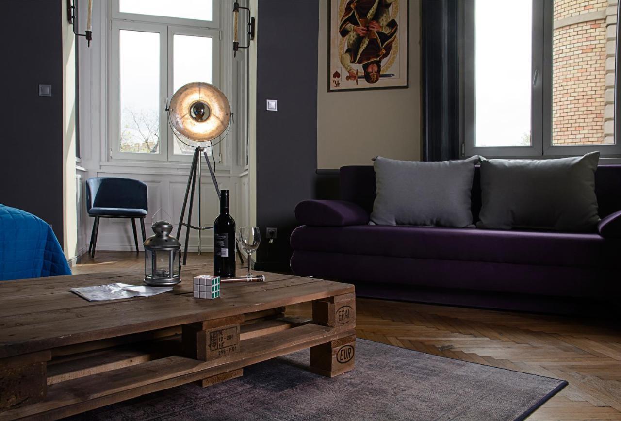 W-Tree Loft Style Apartment ブダペスト エクステリア 写真