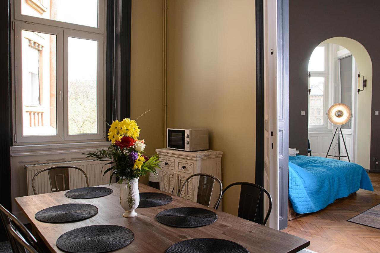 W-Tree Loft Style Apartment ブダペスト エクステリア 写真